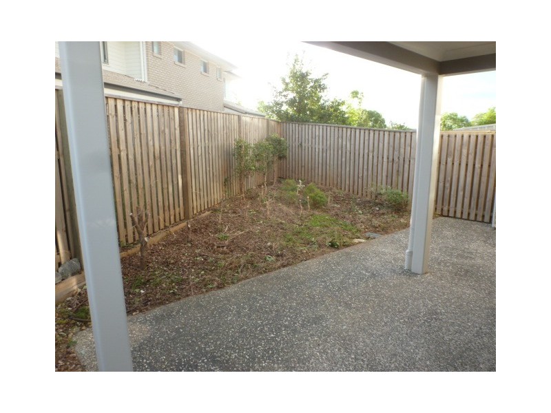 86 CARSELGROVE AVENUE, Fitzgibbon QLD 4018