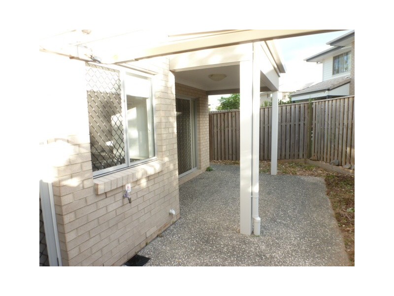 86 CARSELGROVE AVENUE, Fitzgibbon QLD 4018