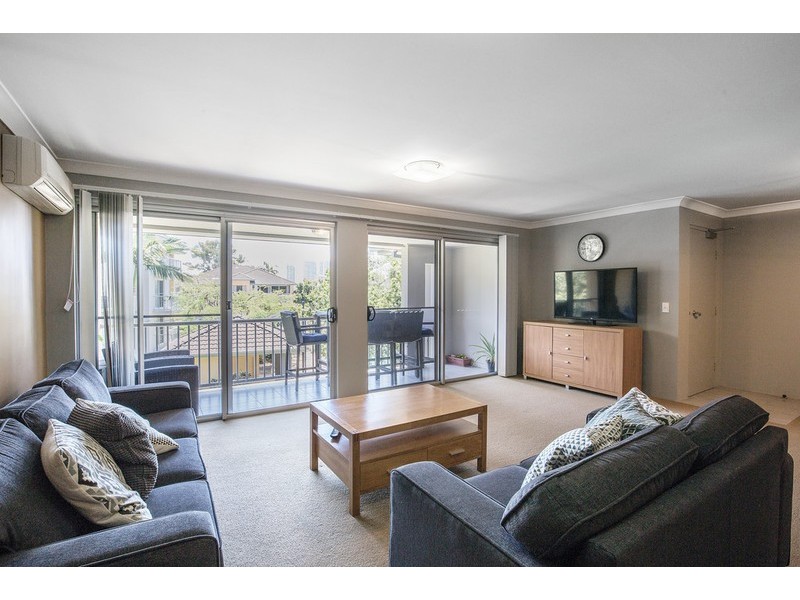25/22 Oleander Avenue, Biggera Waters QLD 4216