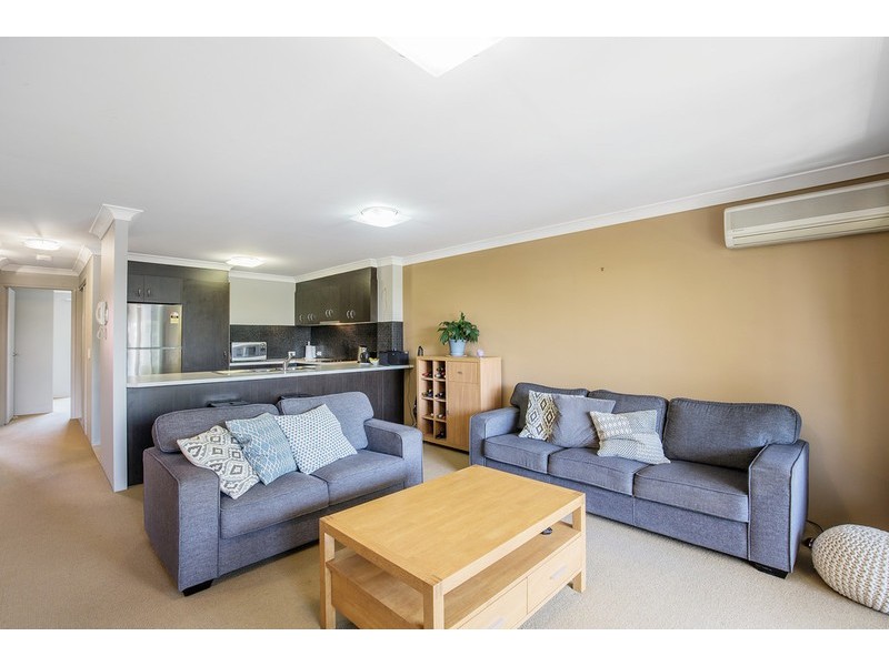 25/22 Oleander Avenue, Biggera Waters QLD 4216
