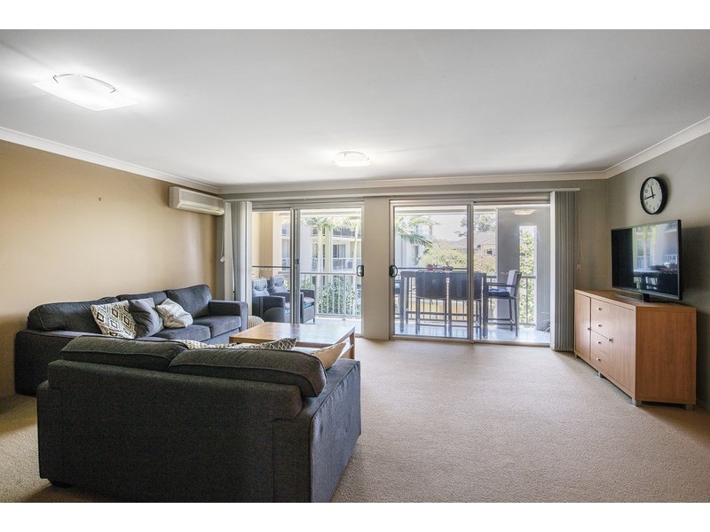 25/22 Oleander Avenue, Biggera Waters QLD 4216