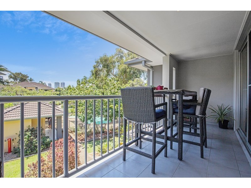 25/22 Oleander Avenue, Biggera Waters QLD 4216