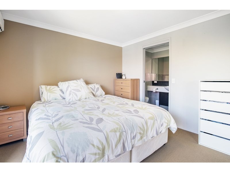 25/22 Oleander Avenue, Biggera Waters QLD 4216