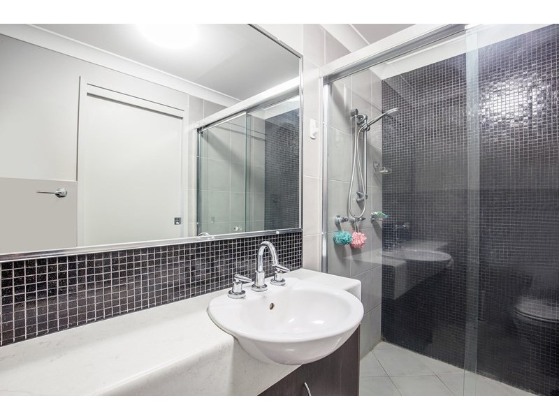 25/22 Oleander Avenue, Biggera Waters QLD 4216