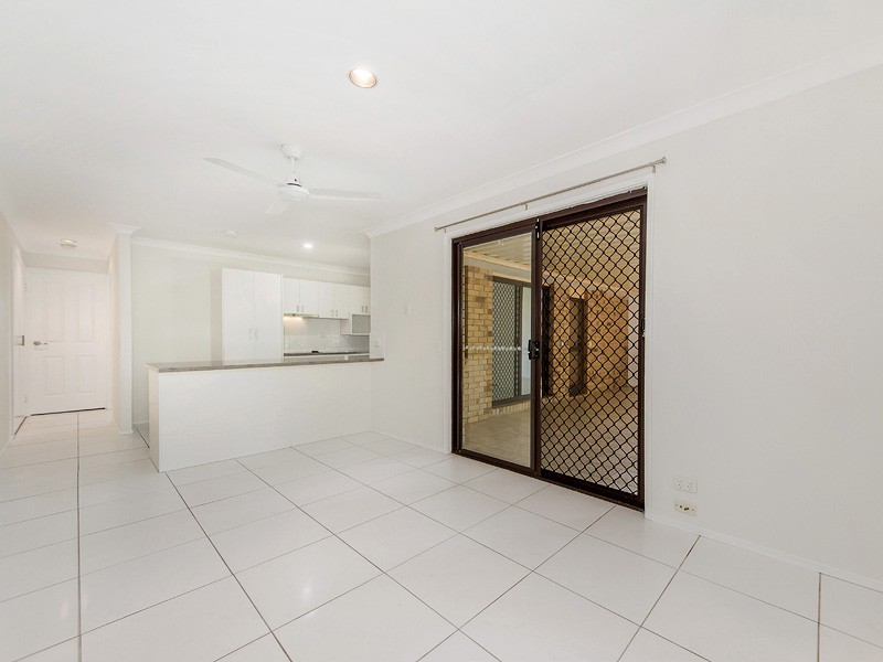 21 MELBOURNE ROAD, Arundel QLD 4214