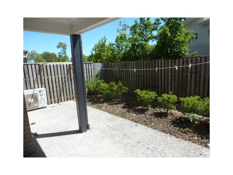 86 Carselgrove Ave, Fitzgibbon QLD 4018