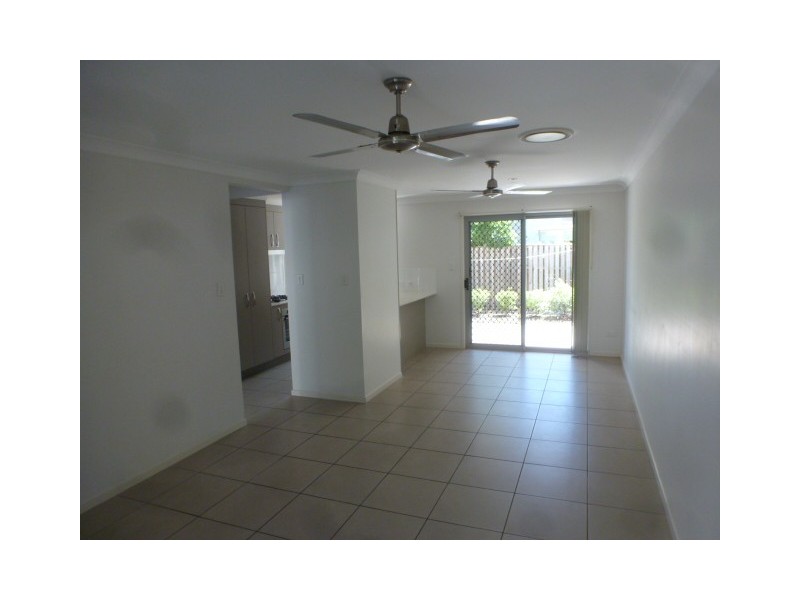 86 Carselgrove Ave, Fitzgibbon QLD 4018