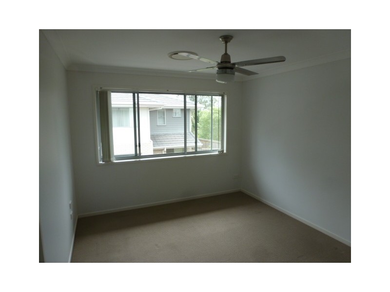 86 Carselgrove Ave, Fitzgibbon QLD 4018