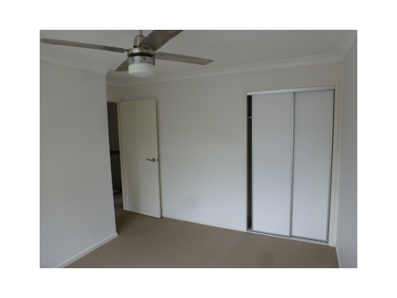 86 Carselgrove Ave, Fitzgibbon QLD 4018