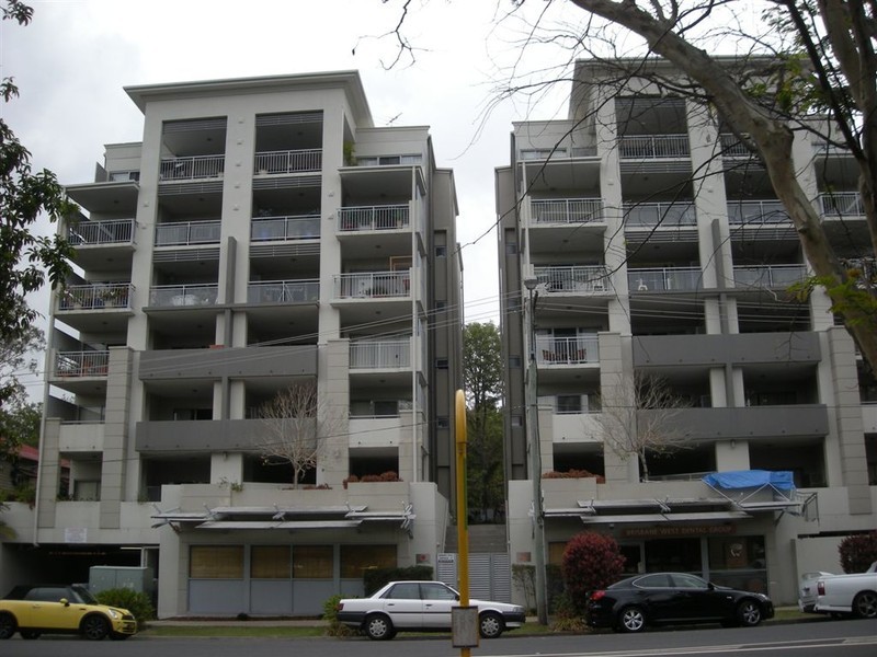 42/28 Belgrave Road, Indooroopilly QLD 4068