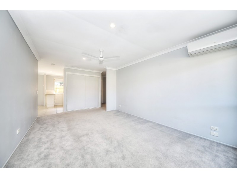 2/36 Mojave Drive, Burleigh Waters QLD 4220