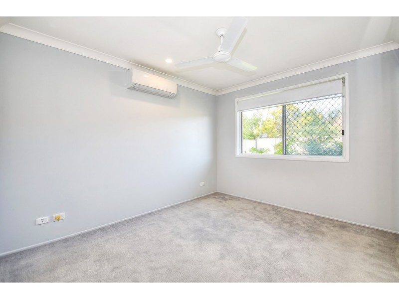 2/36 Mojave Drive, Burleigh Waters QLD 4220