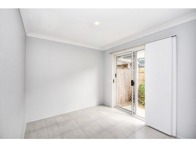 2/36 Mojave Drive, Burleigh Waters QLD 4220