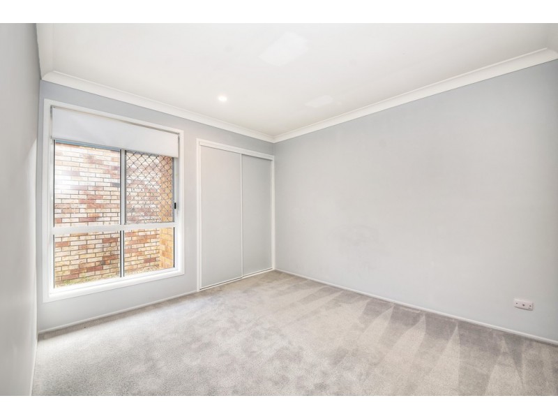 2/36 Mojave Drive, Burleigh Waters QLD 4220