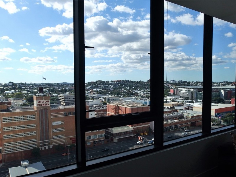 6 Manning Street, Milton QLD 4064