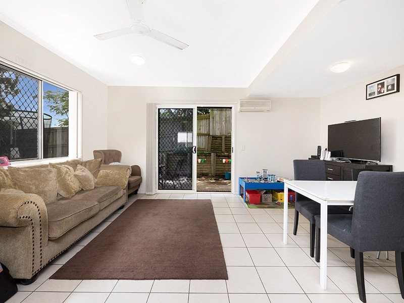 21 Tripcony Place, Wakerley QLD 4154