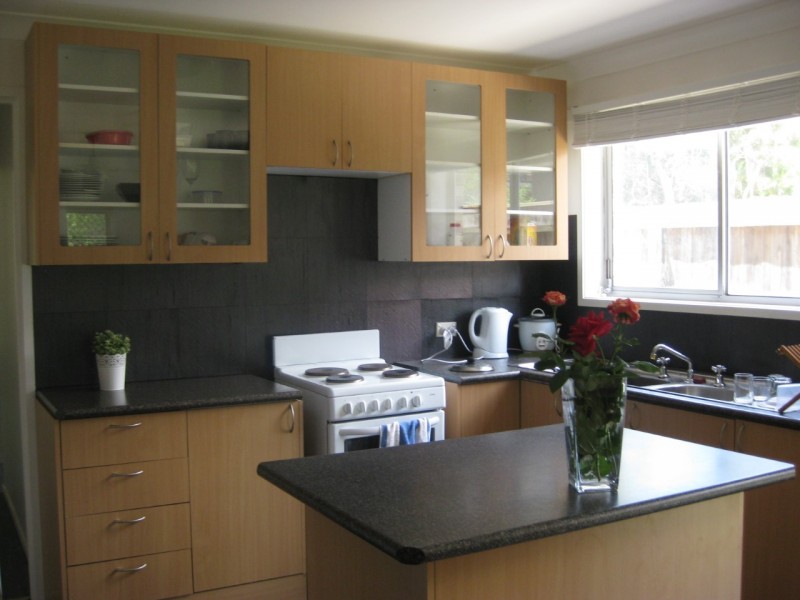 104 KUMBARI AVENUE, Labrador QLD 4215