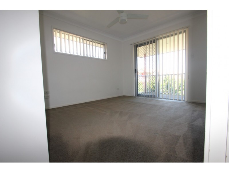 6- 32 University Drive, Meadowbrook QLD 4131