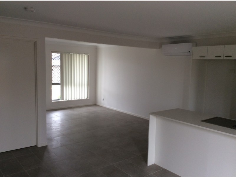 U50/104a River Hills Road, Eagleby QLD 4207