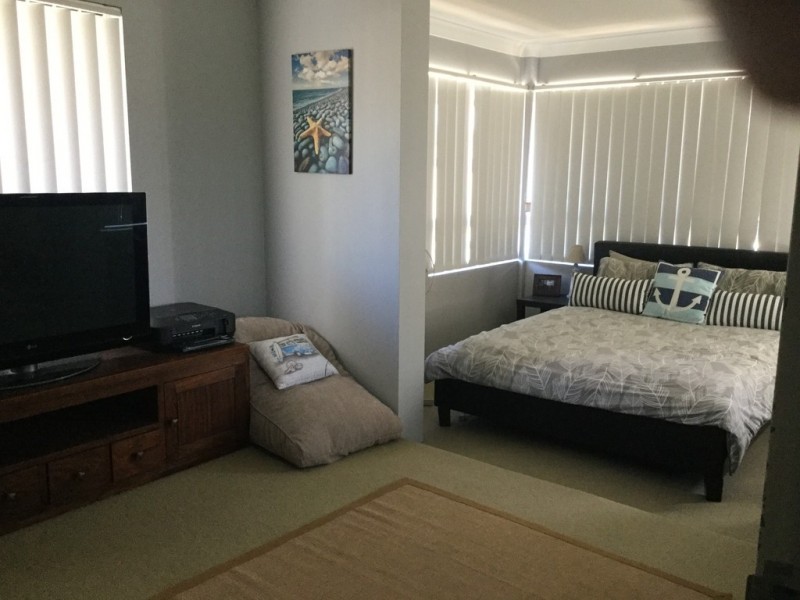 03/22 Oleander Avenue, Biggera Waters QLD 4216