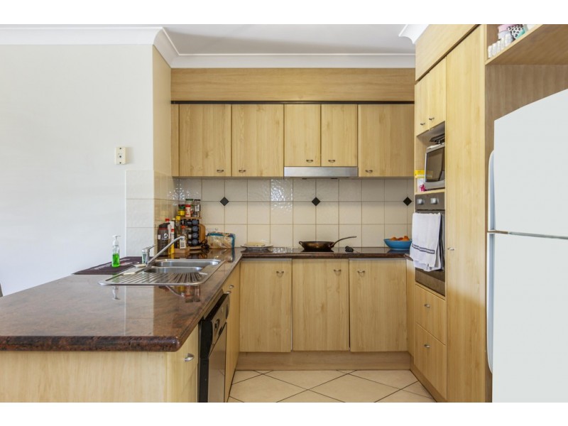 92/88-98 LIMETREE PARADE, Runaway Bay QLD 4216