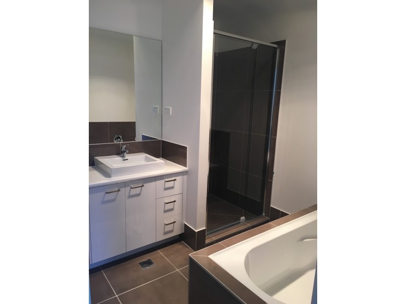 54 Grahams Road, Strathpine QLD 4500