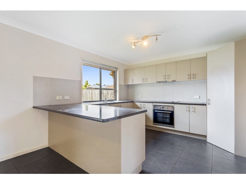 63 FEATHERTOP CIRCUIT, Caloundra West QLD 4551