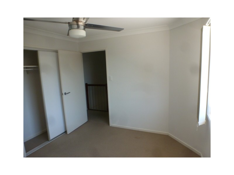 86 CARSELGROVE AVENUE, Fitzgibbon QLD 4018