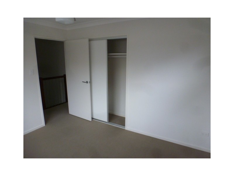 86 CARSELGROVE AVE, Fitzgibbon QLD 4018