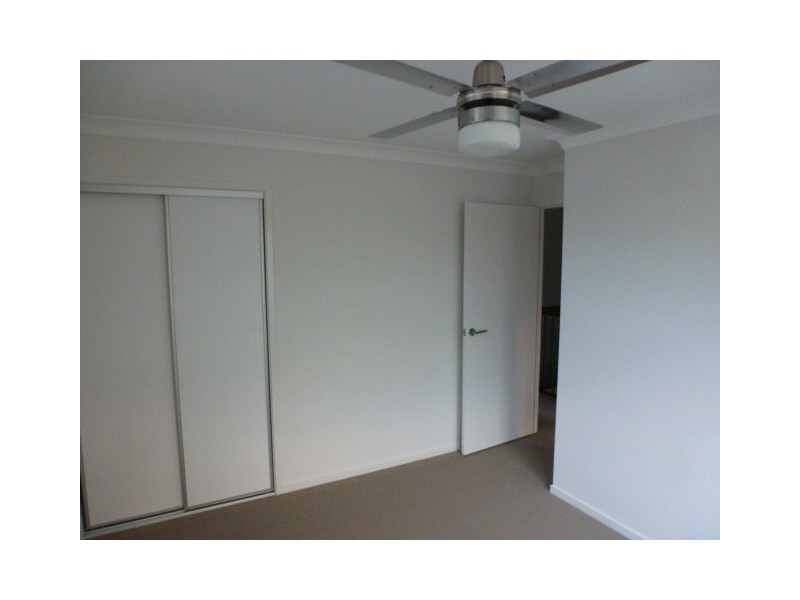 86 CARSELGROVE AVE, Fitzgibbon QLD 4018