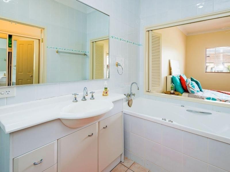 88 LIMETREE PARADE, Runaway Bay QLD 4216
