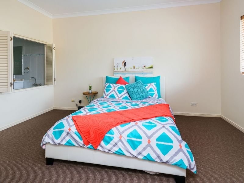 88 LIMETREE PARADE, Runaway Bay QLD 4216