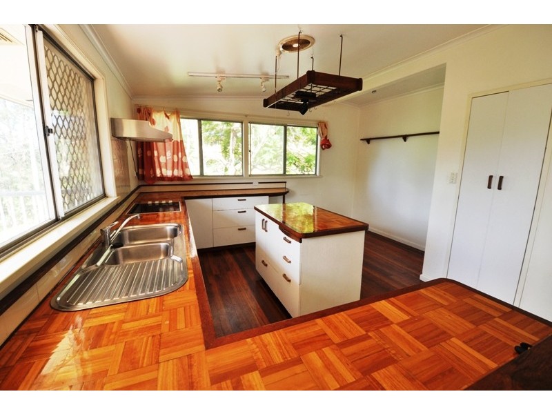 28 Paisley, Toowong QLD 4066