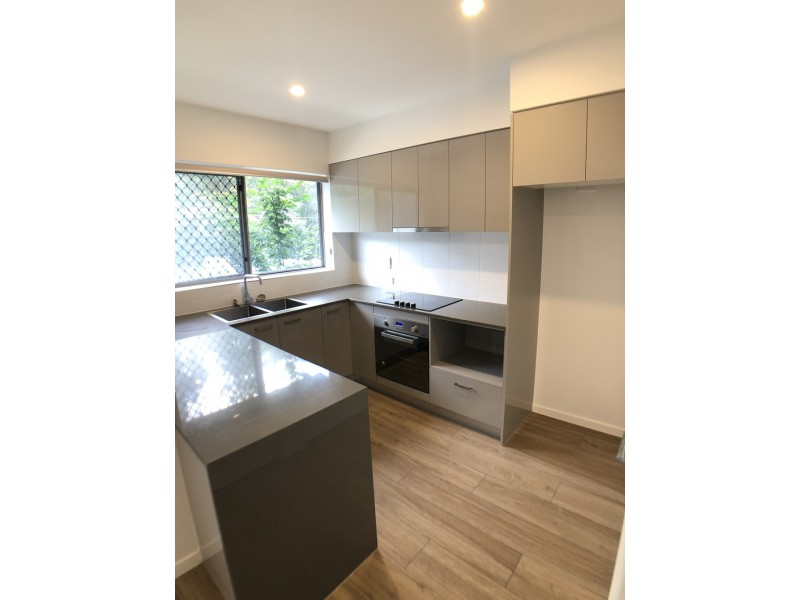 2 / 421 Trouts Road, Chermside QLD 4032