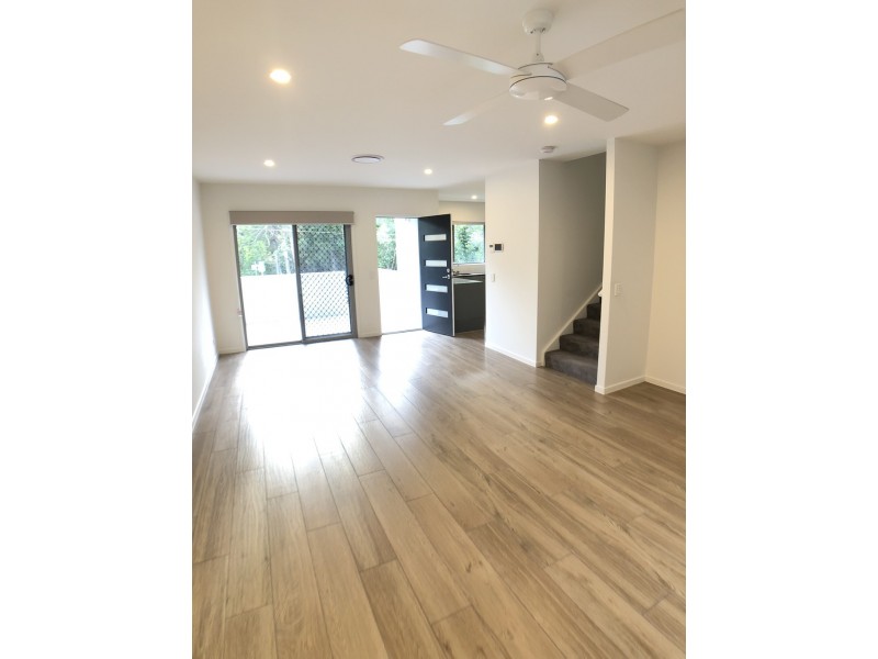 2 / 421 Trouts Road, Chermside QLD 4032