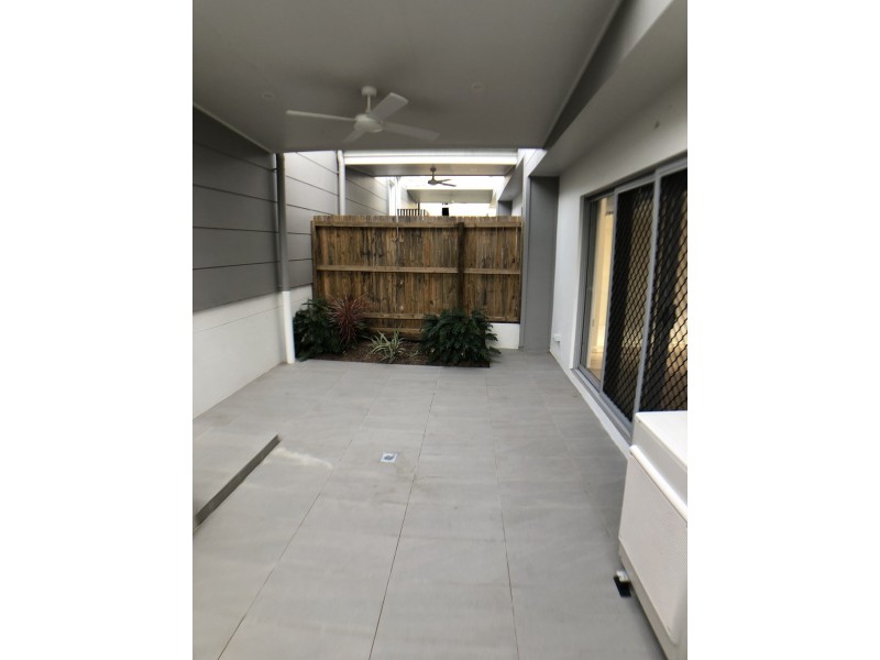 2 / 421 Trouts Road, Chermside QLD 4032