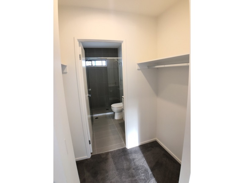 2 / 421 Trouts Road, Chermside QLD 4032