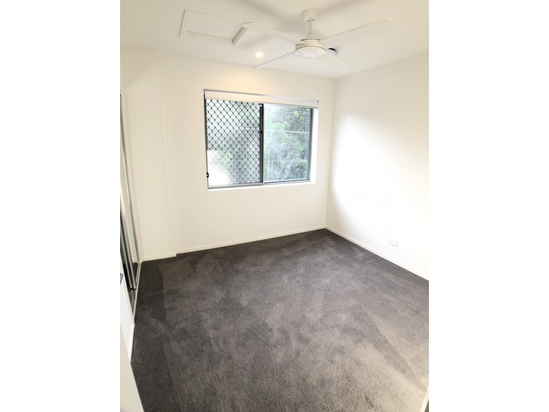 2 / 421 Trouts Road, Chermside QLD 4032