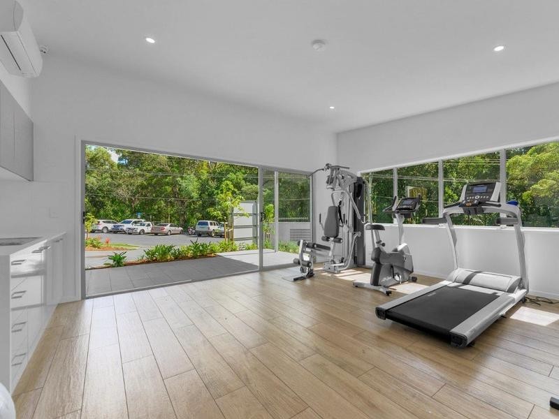 2 / 421 Trouts Road, Chermside QLD 4032