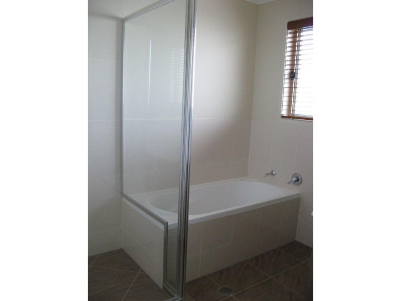10/582 Manly Road, Wakerley QLD 4154