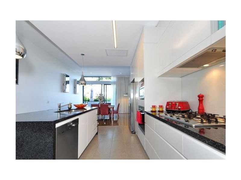 1103/1 Sunset Avenue, Paradise Point QLD 4216
