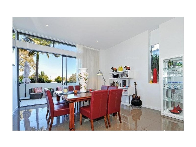 1103/1 Sunset Avenue, Paradise Point QLD 4216