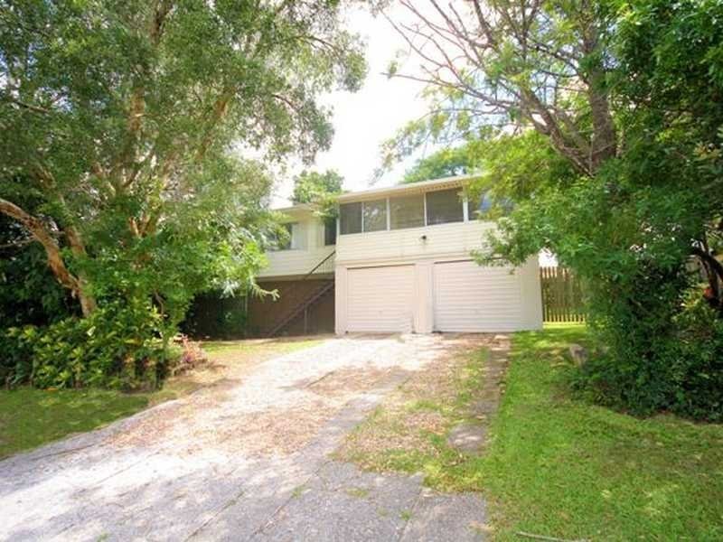 12 Hawkins, Springwood QLD 4127