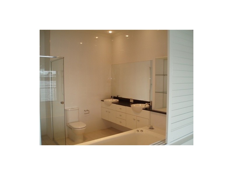 80/181 Lae Drive, Coombabah QLD 4216