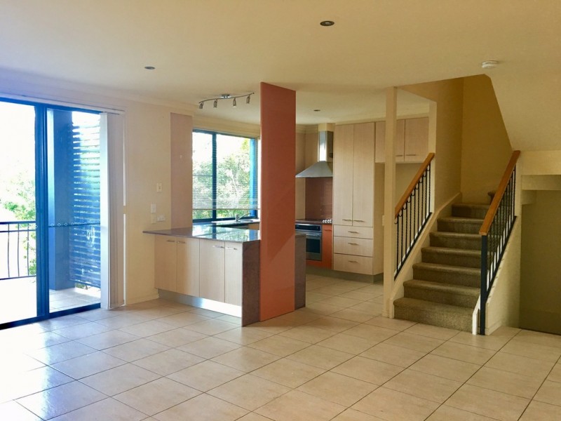 5C/4 University Drive, Robina QLD 4226