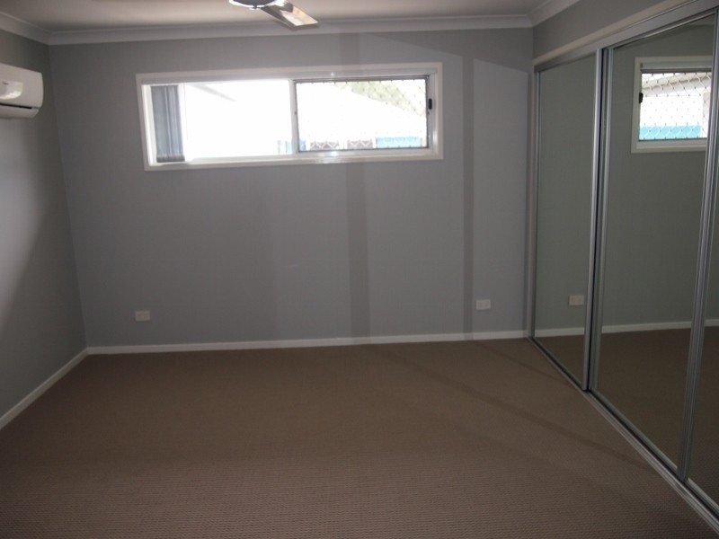 2/6 Mint Crescent, Griffin QLD 4503