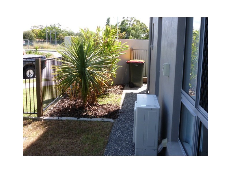 86 Carselgrove Ave, Fitzgibbon QLD 4018