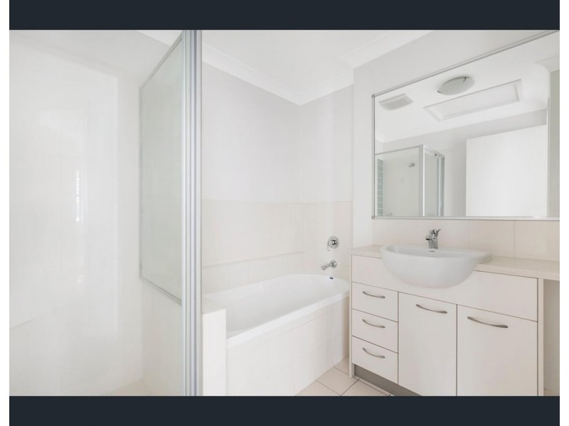 110 Lexey Crescent, Wakerley QLD 4154