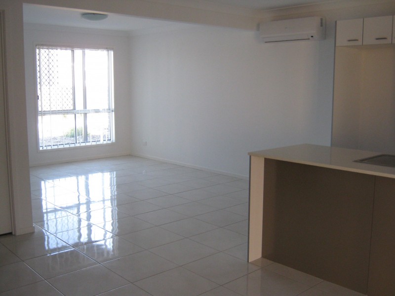 34/1 SANTA ANA LANE, Griffin QLD 4503