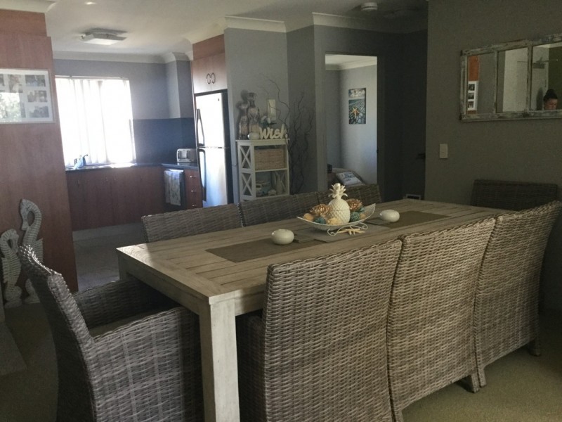 1/22 Oleander Avenue, Biggera Waters QLD 4216